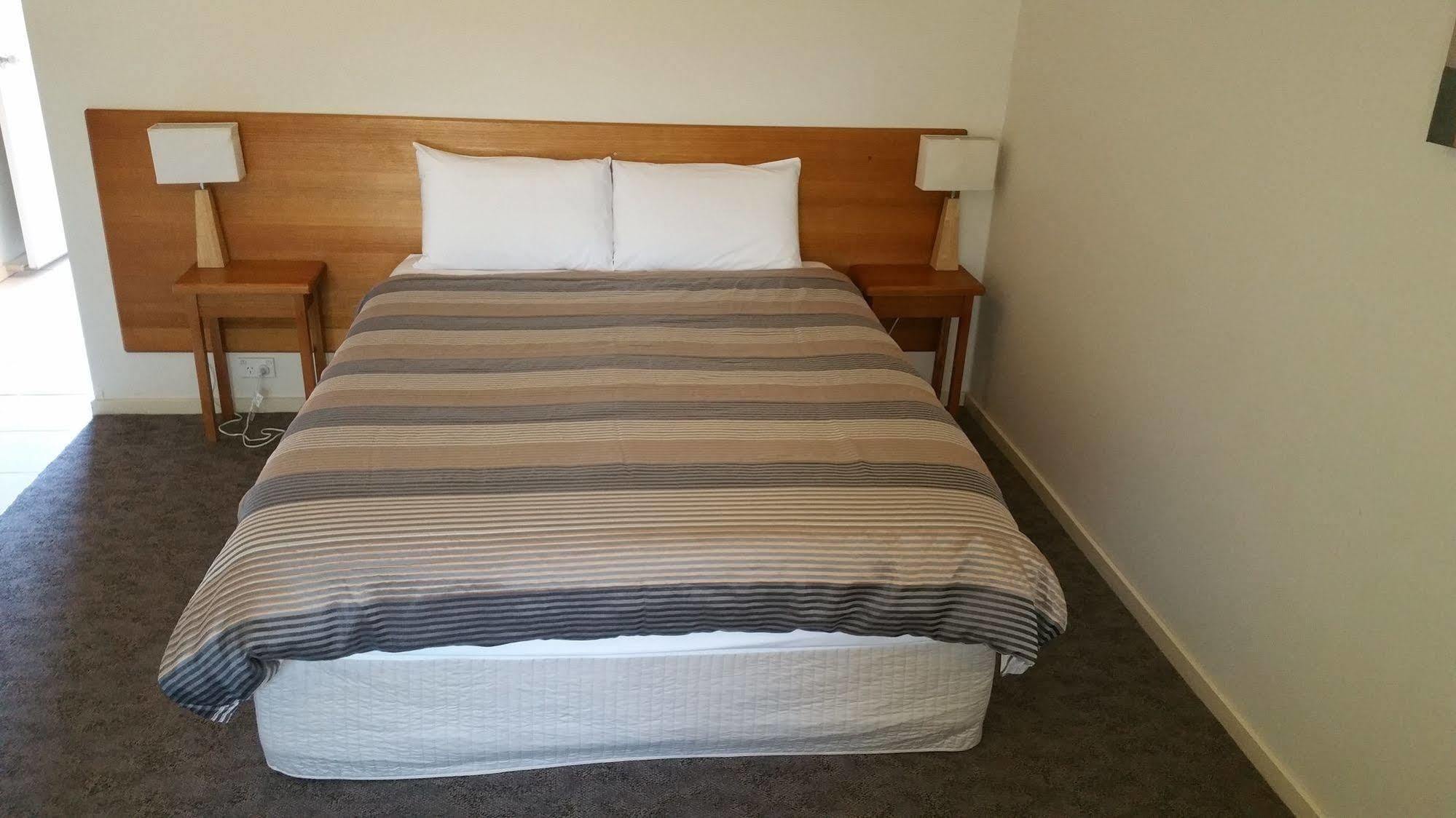 Metung Waters Motel And Apartments 외부 사진